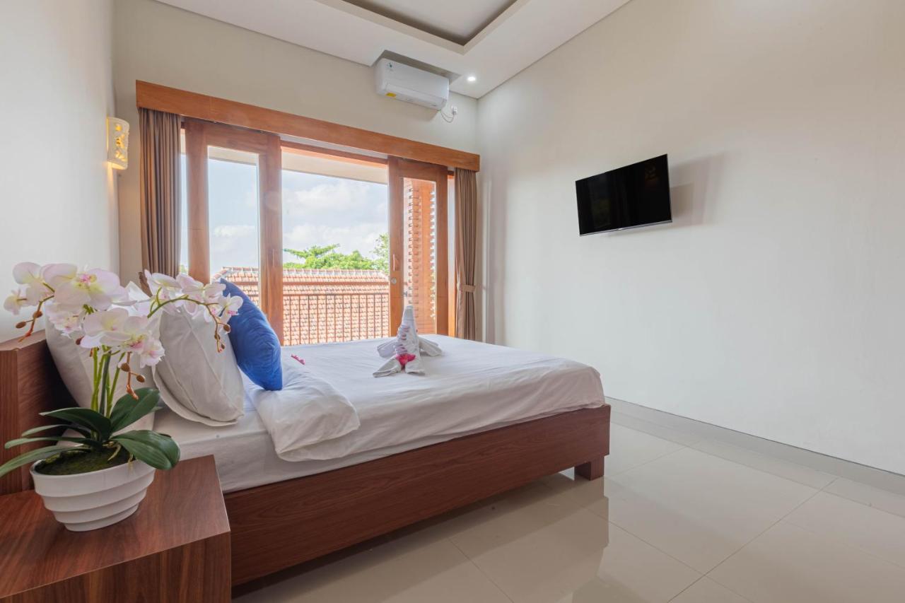 Candra Loka Studio & Apartment By The Loka Kerobokan  Bagian luar foto