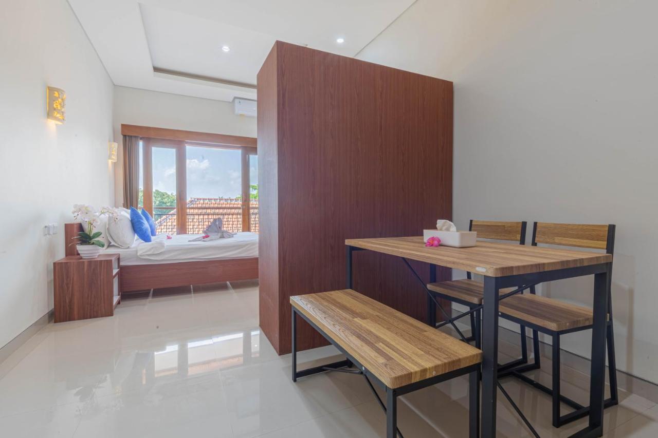 Candra Loka Studio & Apartment By The Loka Kerobokan  Bagian luar foto