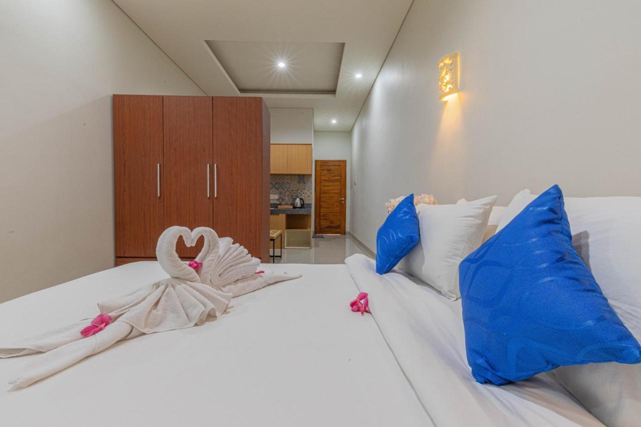 Candra Loka Studio & Apartment By The Loka Kerobokan  Bagian luar foto