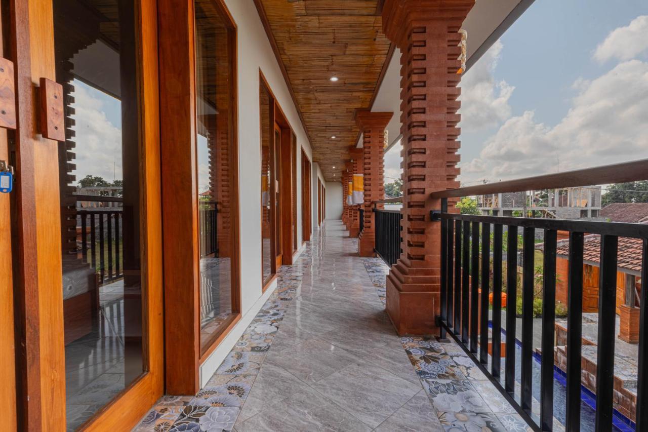 Candra Loka Studio & Apartment By The Loka Kerobokan  Bagian luar foto