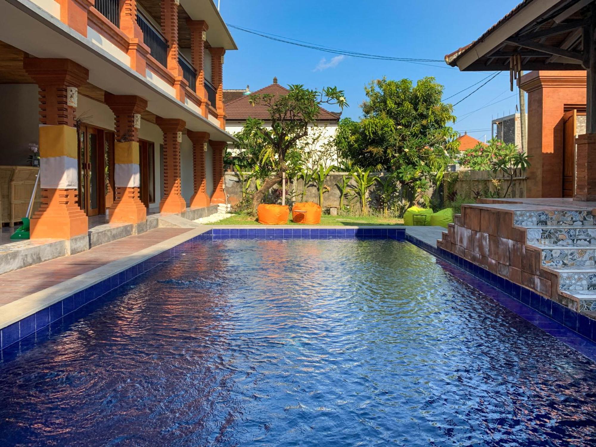 Candra Loka Studio & Apartment By The Loka Kerobokan  Bagian luar foto
