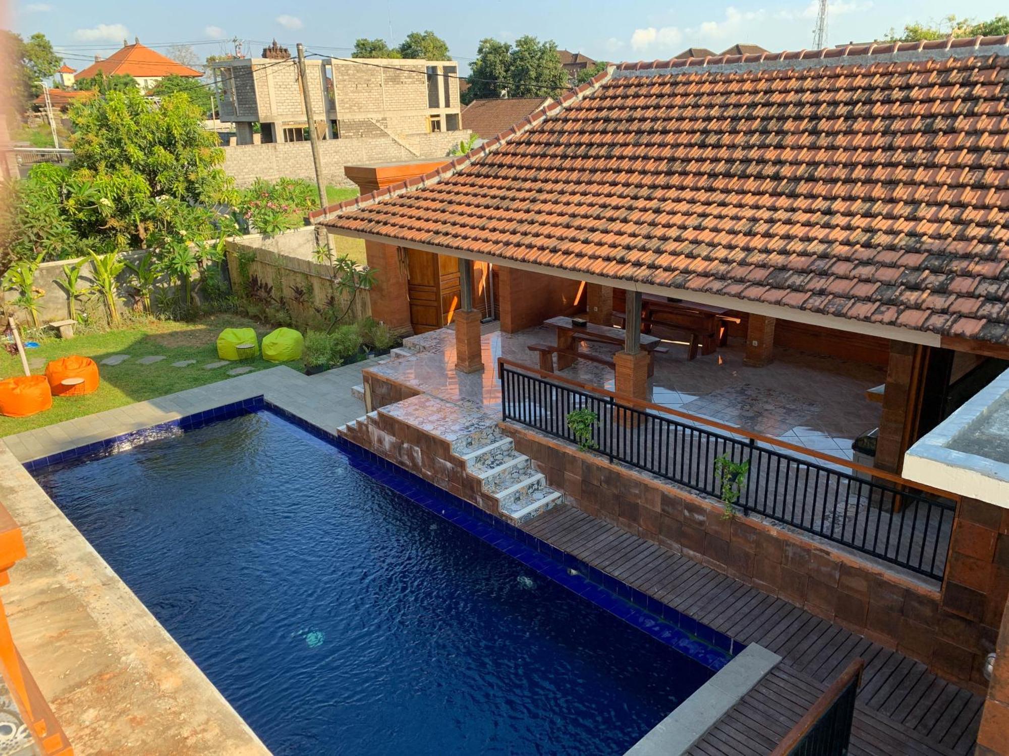 Candra Loka Studio & Apartment By The Loka Kerobokan  Bagian luar foto