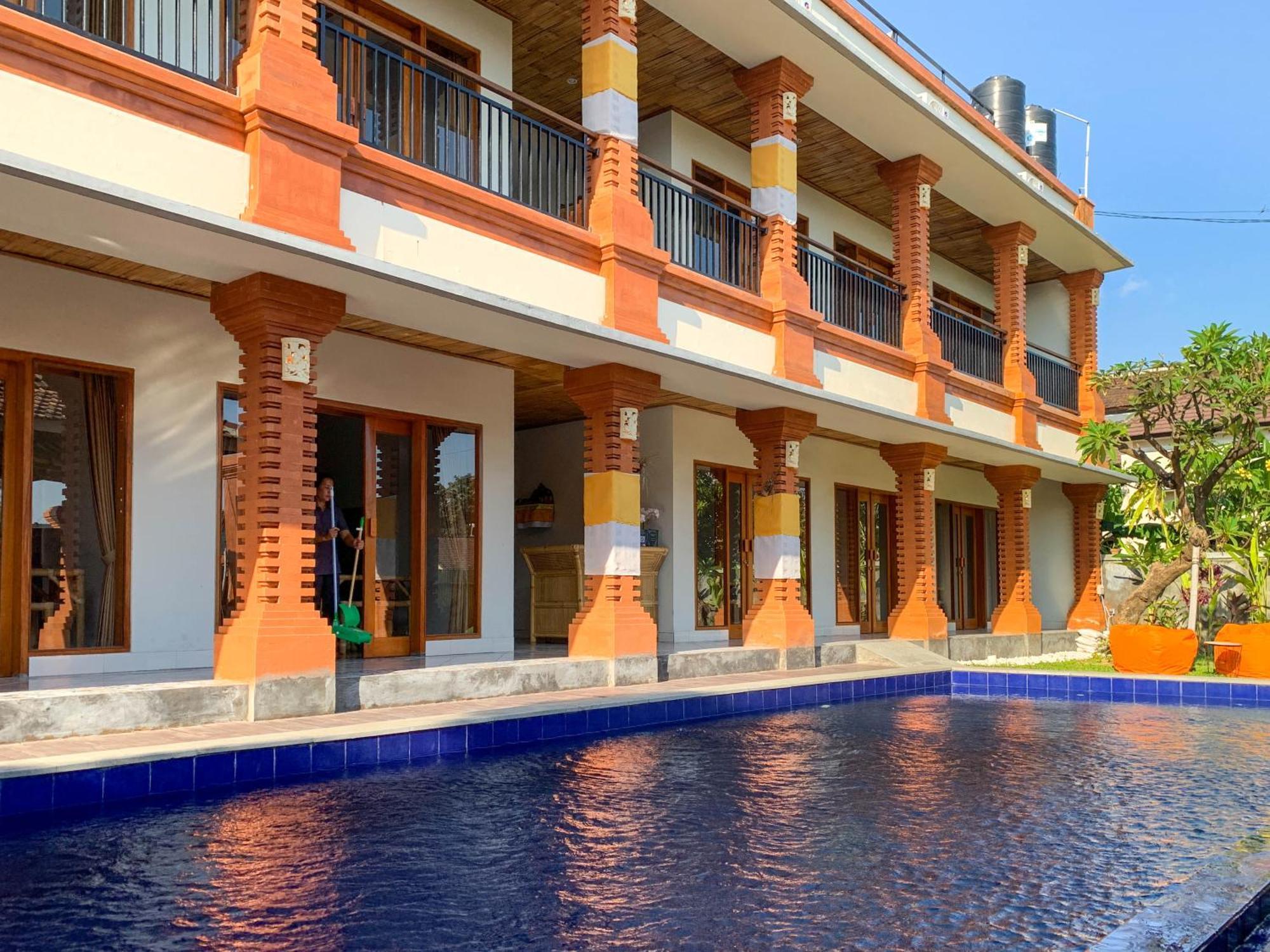 Candra Loka Studio & Apartment By The Loka Kerobokan  Bagian luar foto